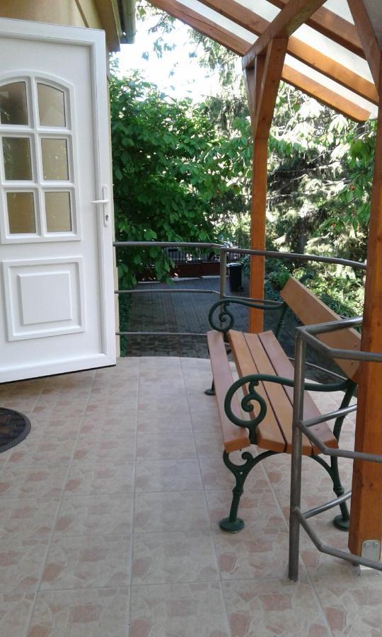 Magnolia Apartman Hévíz 外观 照片